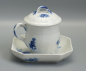Preview: Royal Copenhagen Blaue Blume Tasse mit Untertasse & Deckel 1542/1594/1674.