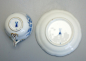 Preview: Meissen Moccatasse mit Untertasse blaue Blume Insekten.