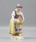 Preview: Meissen Porzellan Figur Gärtnerkind mit Blumenkorb, 1 Wahl.
