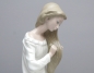 Preview: Lladro Nao Figur Mädchen Haar kämmend, 1 Wahl
