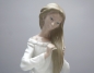 Preview: Lladro Nao Figur Mädchen Haar kämmend, 1 Wahl
