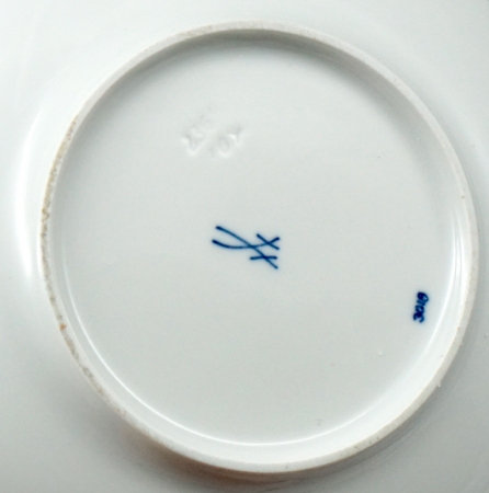 Meissen Teller "blaue Orchidee" Grosser Ausschnitt, 1 Wahl.