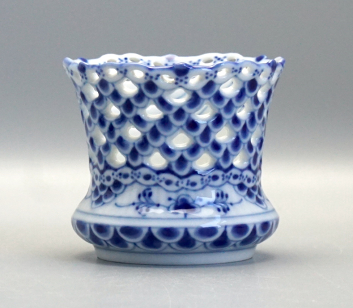 Royal Copenhagen Vase Musselmalet Vollspitze Nr. 1015, 1 Wahl.