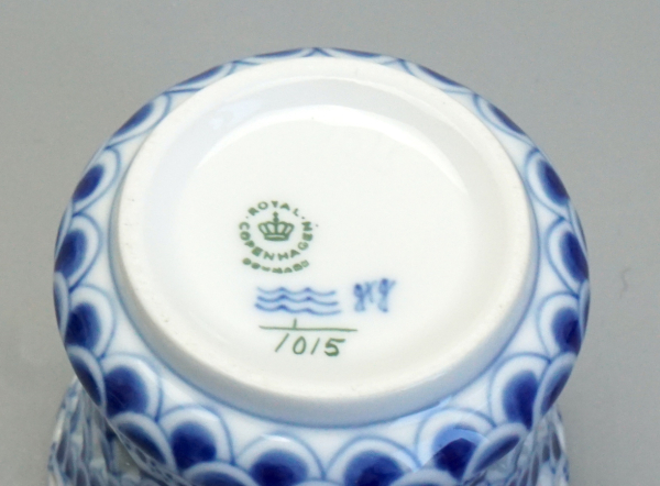 Royal Copenhagen Vase Musselmalet Vollspitze Nr. 1015, 1 Wahl.