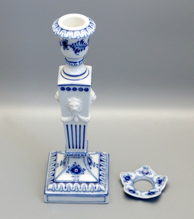 Preview: Royal Copenhagen Musselmalet Kerzenleuchter mit Löwenköpfen 1/15,