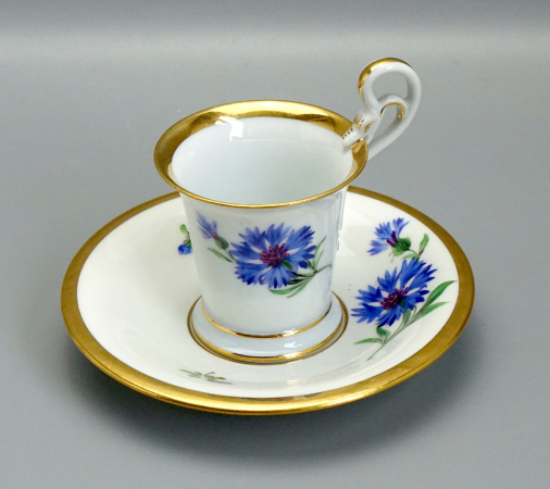 Meissen Moccatasse mit Untertasse Schwanenhals 1924-35.