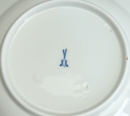 Preview: 6 Meissen Teller Streublume Muschelrand Ø 22 cm. 1 Wahl.