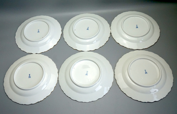Preview: 6 Meissen Teller Streublume Muschelrand Ø 22 cm. 1 Wahl.