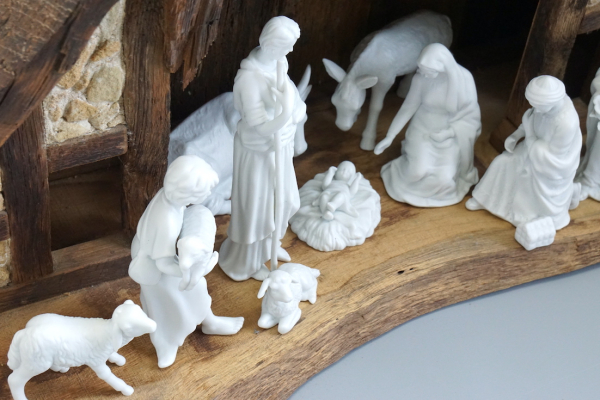 Preview: Rosenthal Weihnachtskrippe 12tlg Krippenfiguren weiß, Biskuitporzellan.