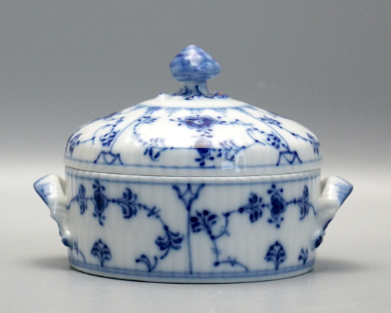 Royal Copenhagen Butterdose Musselmalet 1 Wahl. Nr. 398