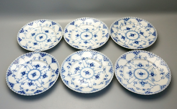 Royal Copenhagen 6 Kuchenteller Musselmalet Vollspitze 1 Wahl, Nr. 1086.