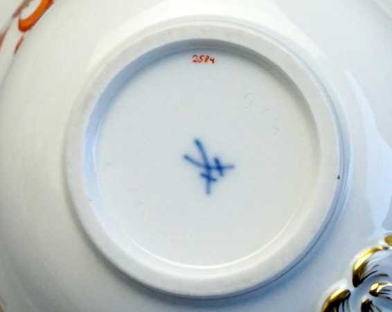 Meissen Jumbogedeck reicher roter Drache 1 Wahl.