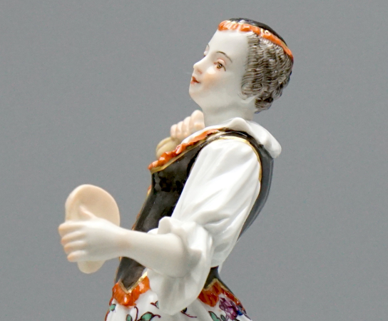 Meissen Figur Columbine mit Maske – Knaufzeit (ca. 1900) – Modell 1118 – 1. Wahl