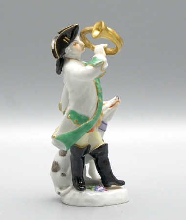 MEISSEN Miniatur Figur „Jäger mit Waldhorn & Jagdhund“ – 1. Wahl – H 8,8cm