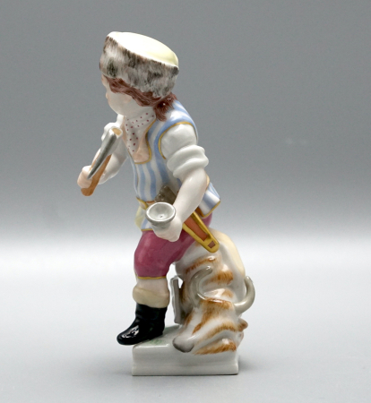 Preview: KPM Berlin Monatsfigur Dezember „Steinbock“ Bunt. 10,2 cm