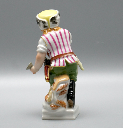 Preview: KPM Berlin Monatsfigur Dezember „Steinbock“ Bunt. 10,2 cm