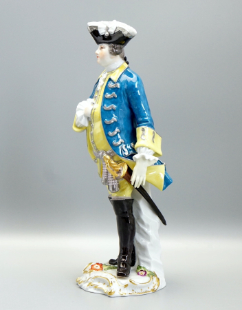 Preview: Meissen Militaria-Figur "Offizier" 1 Wahl.