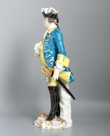 Preview: Meissen Militaria-Figur "Offizier" 1 Wahl.