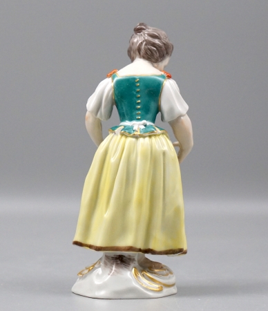Meissen Porzellan Figur Gärtnerkind mit Blumenkorb, 1 Wahl.