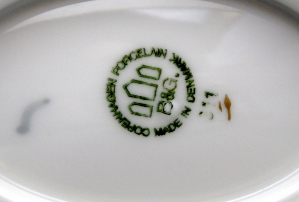 Bing & Gröndahl B&G Sauciere Möwe Goldrand.