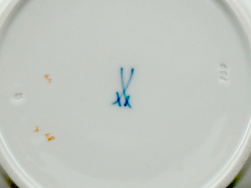 Meissen Kaffeegedeck Blume 3 mit Kobaltrand 1 Wahl.