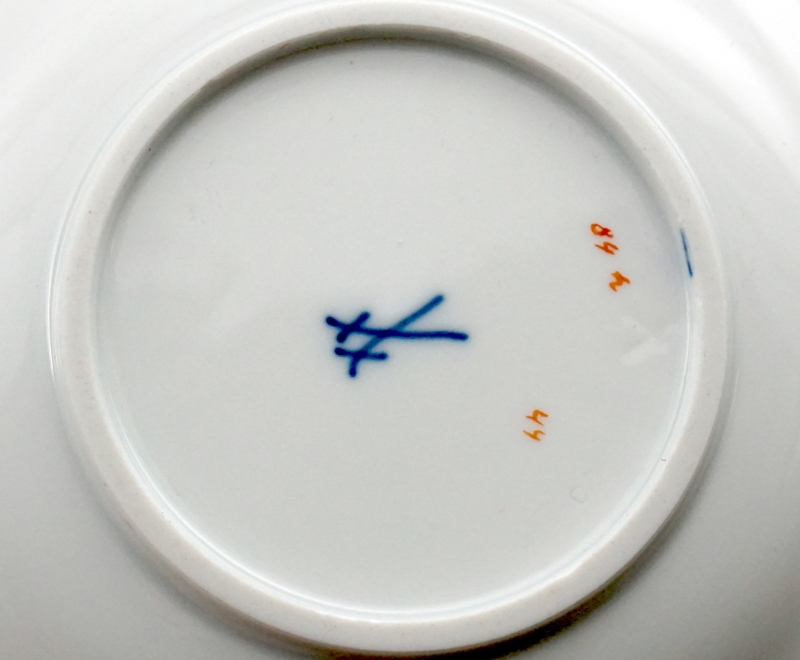 Meissen Kaffeegedeck Blume 3 mit Kobaltrand 1 Wahl.