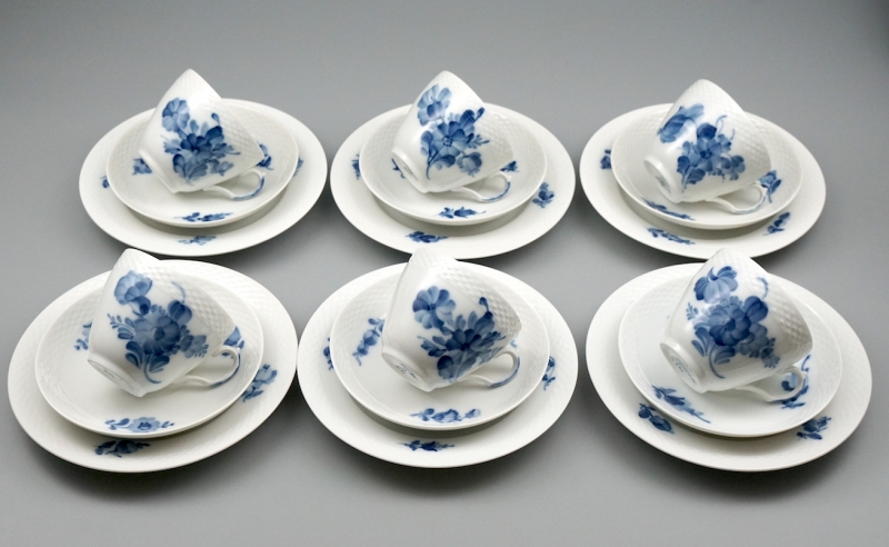 Royal Copenhagen 6 Kaffeegedecke Blaue Blume 1 Wahl.