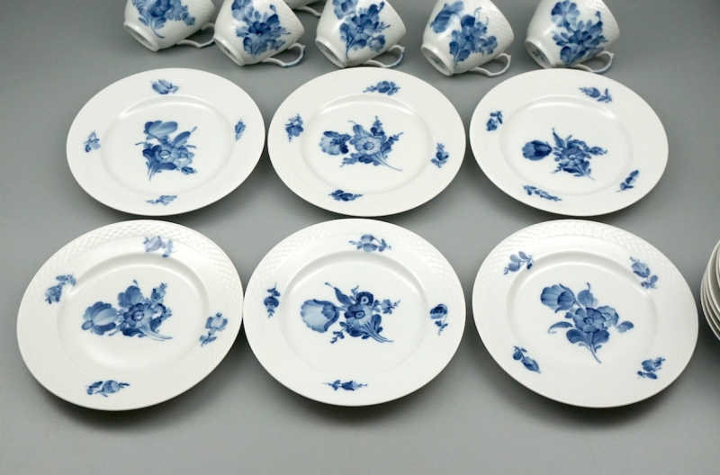 Royal Copenhagen 6 Kaffeegedecke Blaue Blume 1 Wahl.