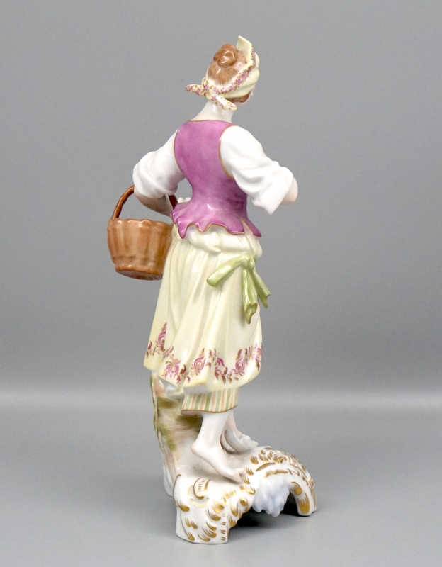 KPM Porzellan Figur Allegorie der Elemente 'Das Wasser' 1 W.