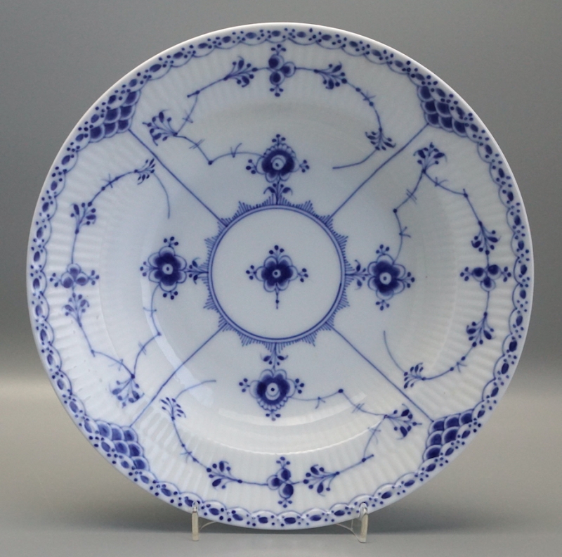 Royal Copenhagen Musselmalet Halbspitze Suppenteller Nr.659