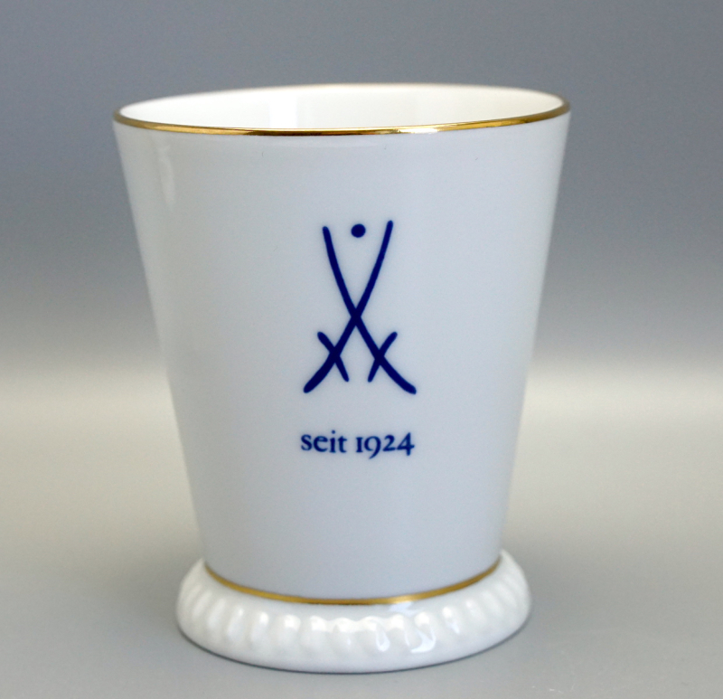 Meissen Becher , Aquatinta, Freunde des Meissener Porzellan 2003. 1 Wahl.