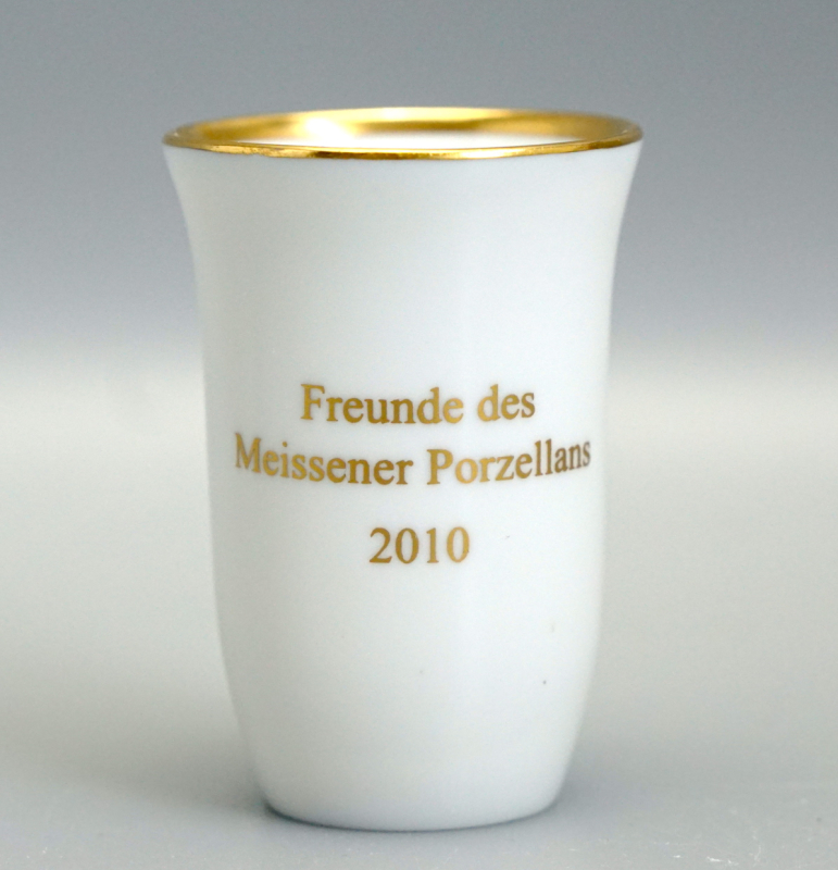 Meissen Likör-Becher, Freunde des Meissener Porzellan 2010. 1 Wahl.