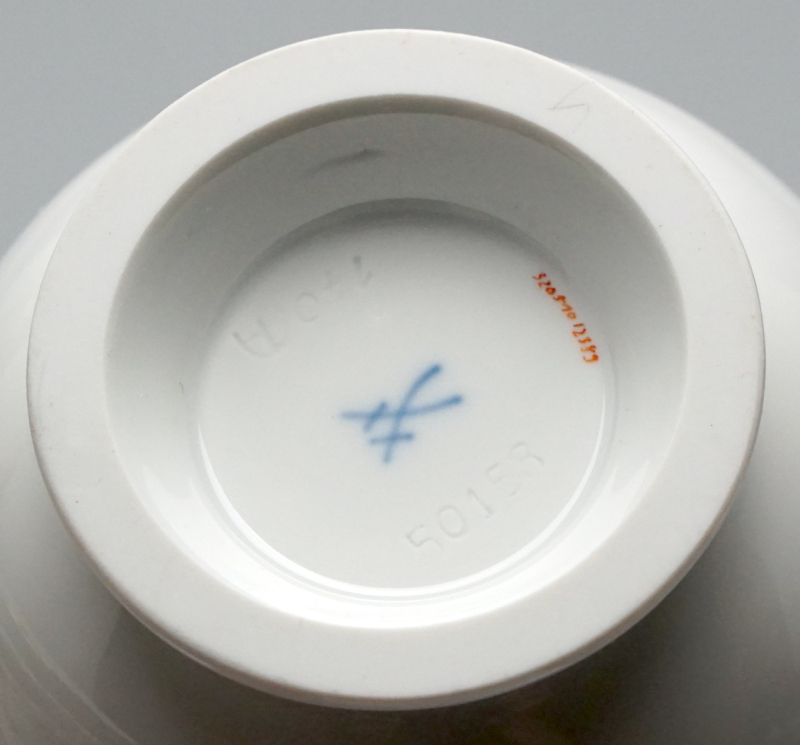 Meissen Vase reicher roter Drache,1 Wahl.