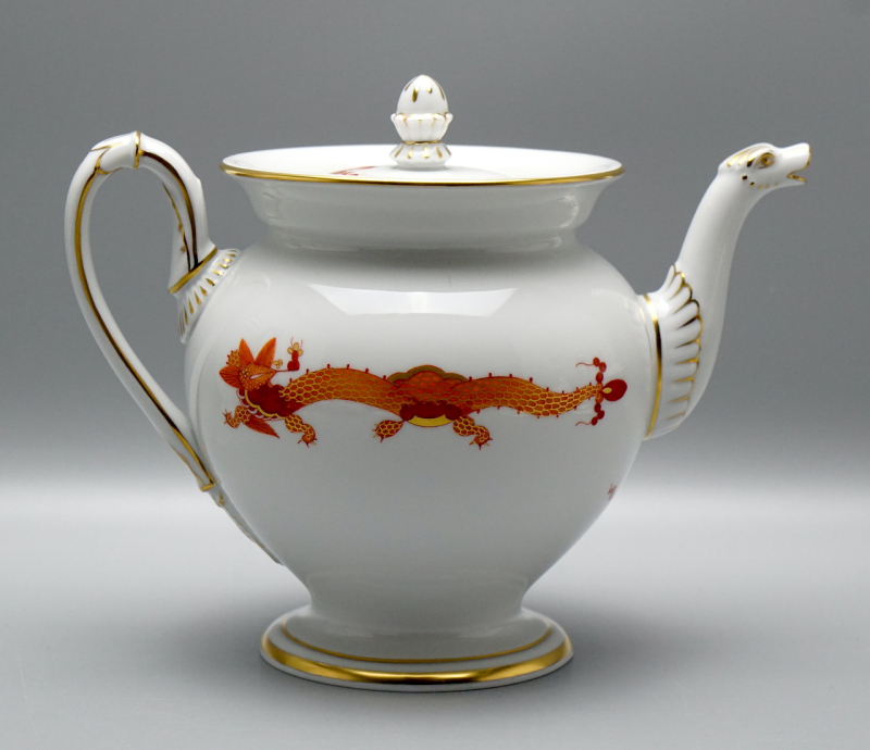 Meissen Teekanne Schwanenhals reicher roter Drache, 1 Wahl.