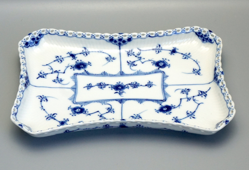 Royal Copenhagen Musselmalet Vollspitze Modell 1195. 1 Wahl.