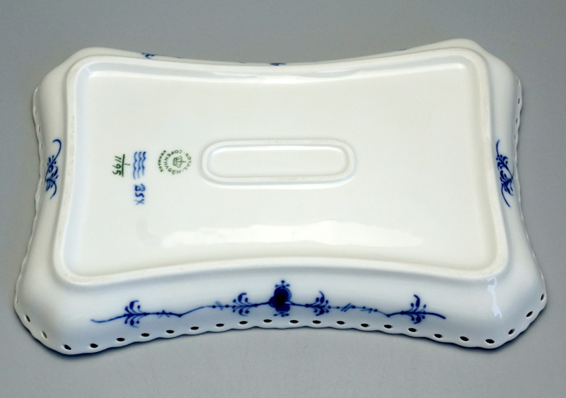 Royal Copenhagen Musselmalet Vollspitze Modell 1195. 1 Wahl.