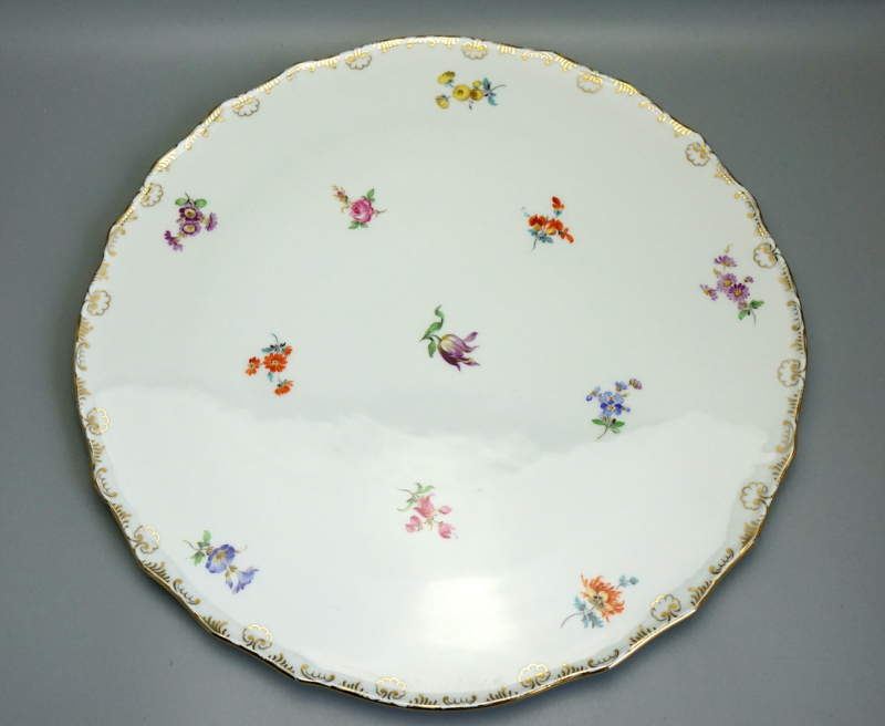 Meissen Prunk Tee/Kaffeeservice für 7 Person Streublume, Muschelrand.