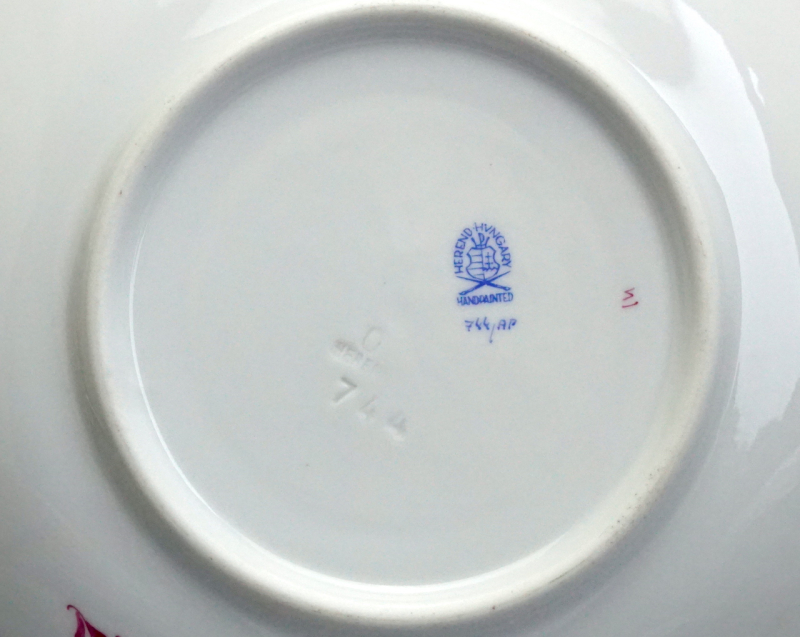 Herend Suppentasse mit Untertasse und Deckel Apponyi Purpur 744/AP.