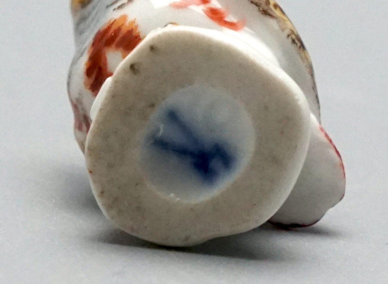 Meissen Miniatur Figur Rebhuhn . H-2,3 cm.