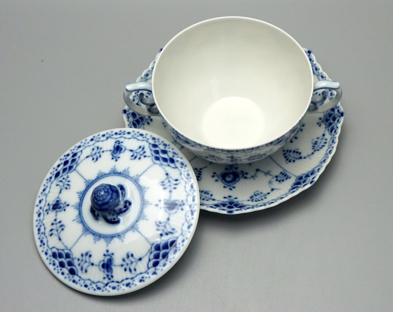 Royal Copenahgen Suppengedeck Musselmalet Vollspitze 1 Wahl.