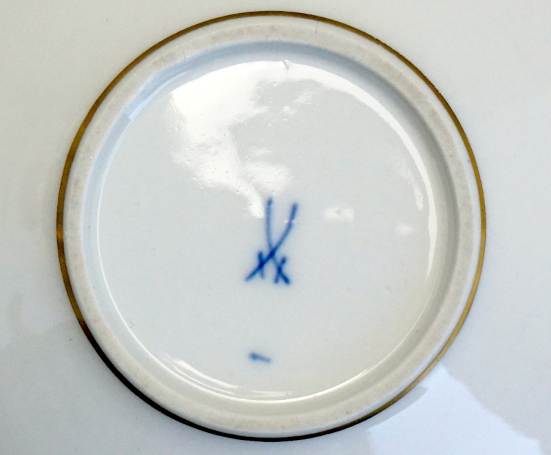 Meissen Deckeldose roter Mingdrache 1 Wahl.