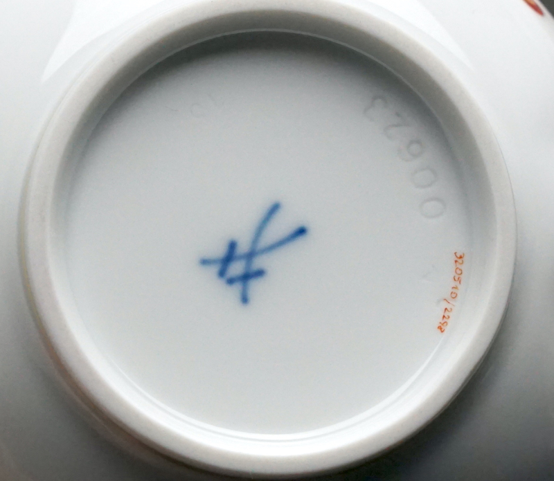 Meissen Teegedeck reicher Drache rot 1 Wahl.