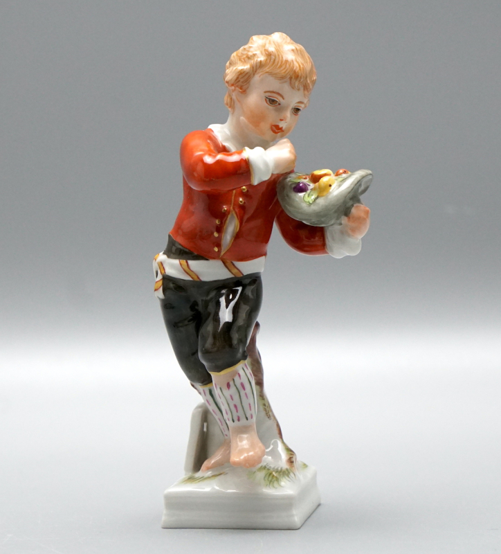 KPM Berlin Monatsfigur „Waage“ – Sternzeichen, Bunt Bemalt – 11 cm