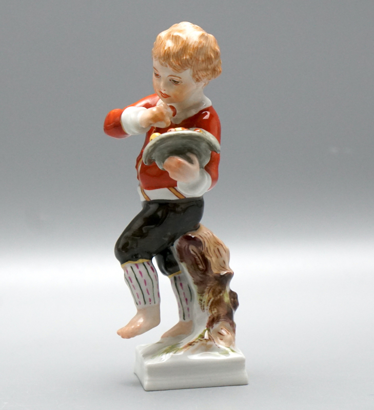 KPM Berlin Monatsfigur „Waage“ – Sternzeichen, Bunt Bemalt – 11 cm