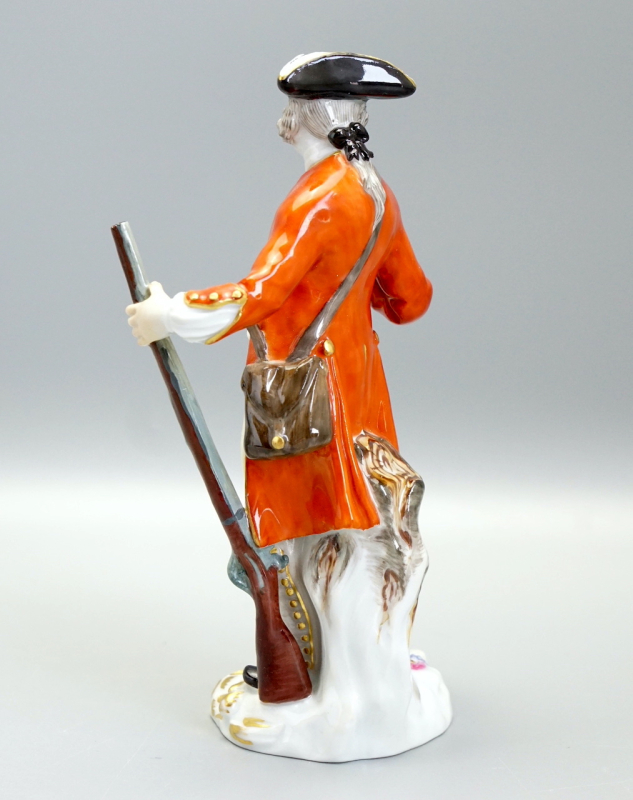 Meissen Porzellan Figur „Jäger mit Hund und Rebhuhn“ – Modell 60248