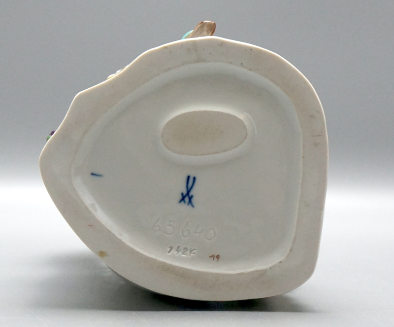 Meissen Figurengruppe „Japaner in Laube“ 1 Wahl.