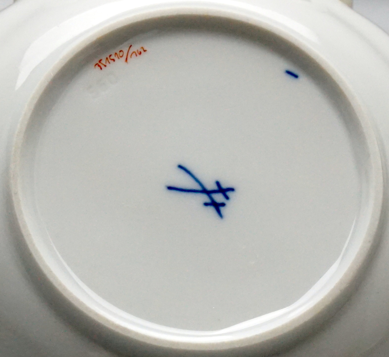 Meissen Mokkagedeck Indische Korallenrot Malerei, 1 Wahl.