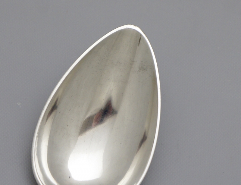 Nr.2. Gemüselöffel 800er Silber A.Künne Altena mit Monogramm.
