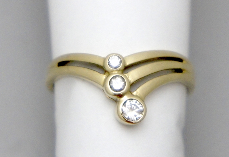 Diamantenring Goldring 585er Gold, ca. 0,13 Karat.
