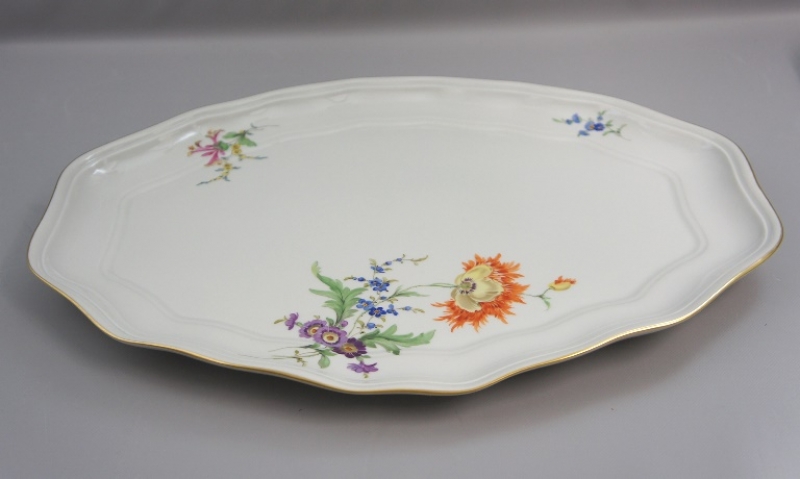 Meissen Grosse ovale Anbietplatte Blume 3.